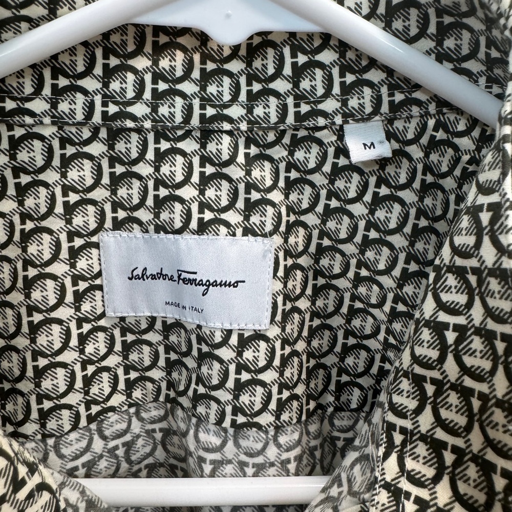 Salvatore Ferragamo Men’s Gancini Logo Print Button-Down Shirt M - Picture 4 of 8